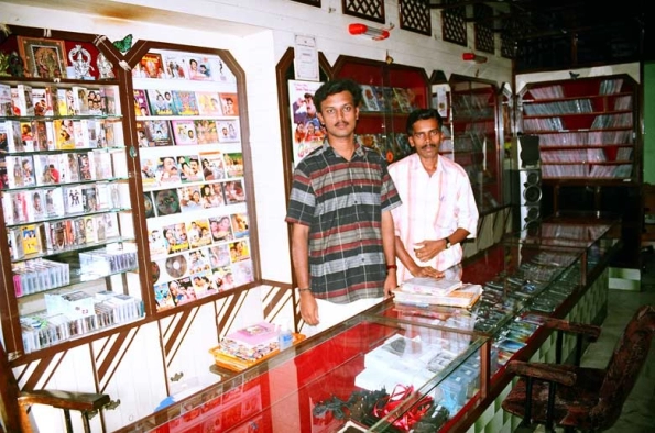 2004-shops-tattamangalam622004-shops-tattamangalam0022